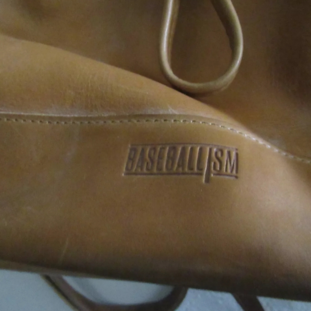 Baseballism Drawstring Bag coverts to backpack - Picture 2 of 6